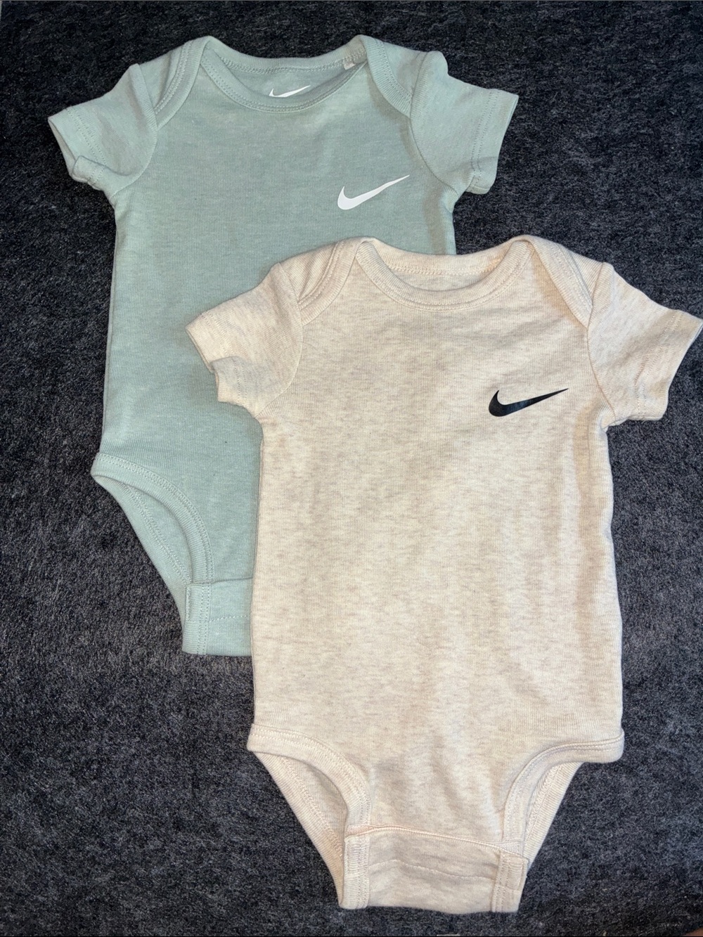 Nike Baby One-Piece Bodysuits - Sage Green & Light Beige - 2 Pack Gender Neutral